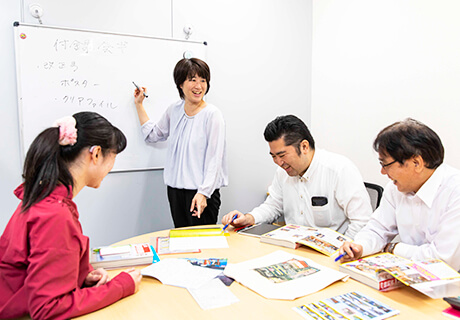 時刻表編集部の「なんでも屋」の一日